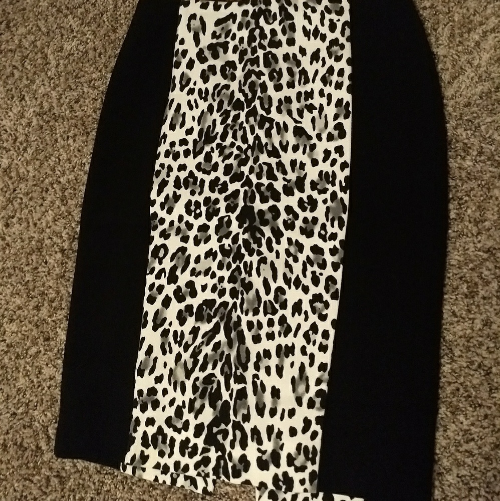 White House Black Market Black and White Leopard Print Pencil Skirt